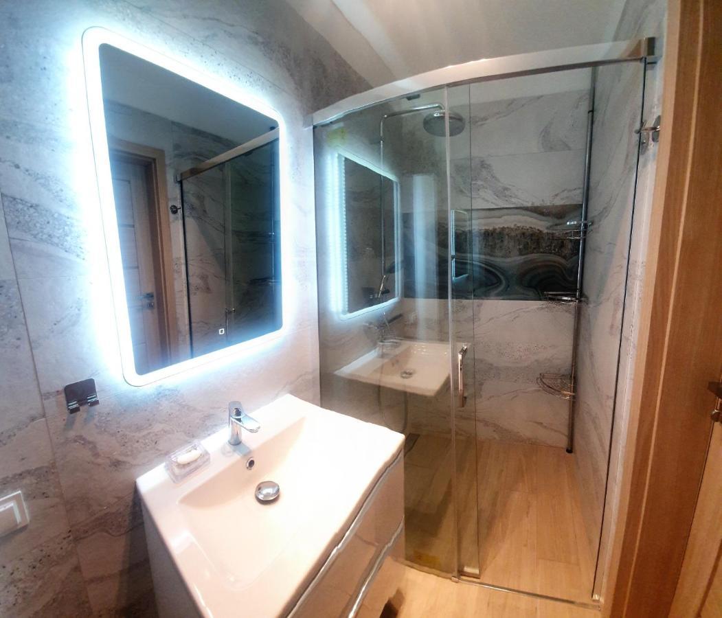 Apartament Beige Z Ogrodkiem Dziwnowek Exterior photo
